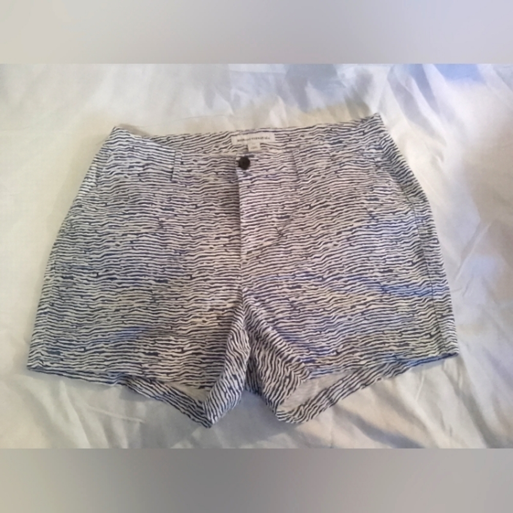 Women’s size 14W shorts Amazon essentials Brand